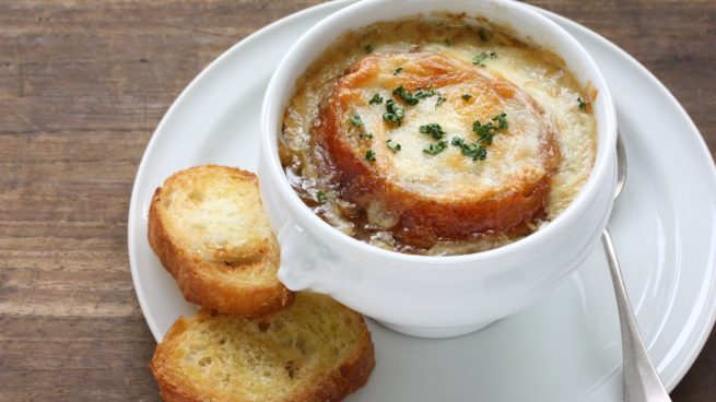 receta de sopa de cebolla gratinada